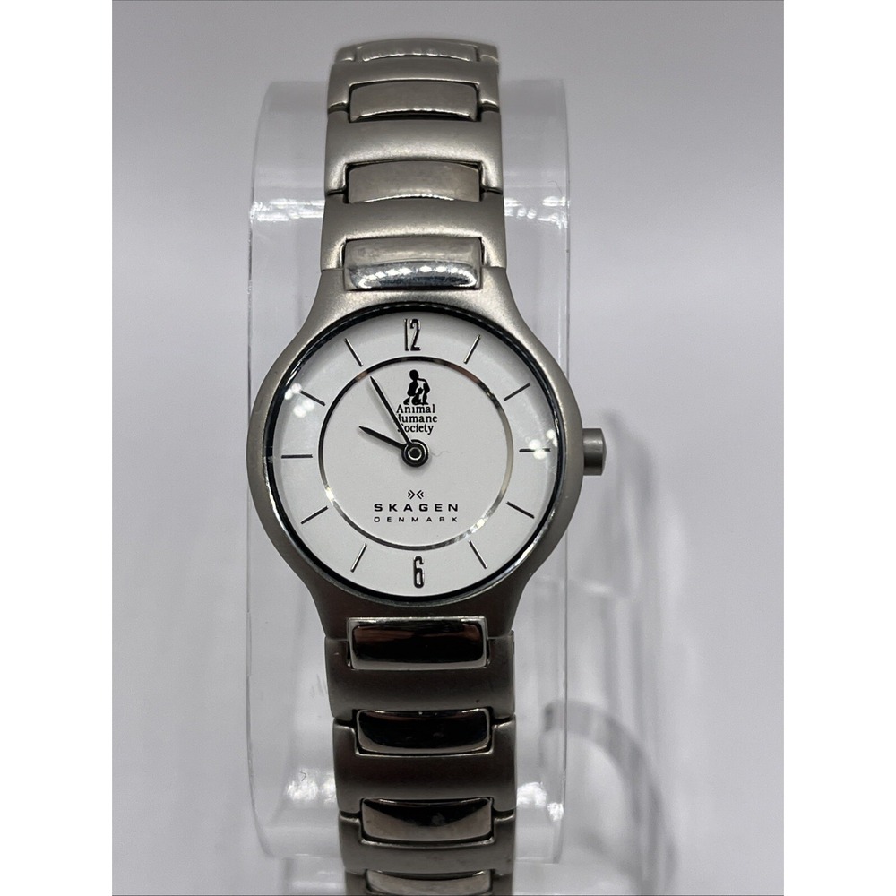 Skagen Women's‎ Watch Animal Humane Society Silver 6.5" Band- New Battery